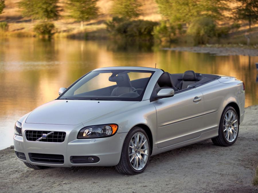  Volvo C70 T5 2005 года  (US) (фото 26 из 30)